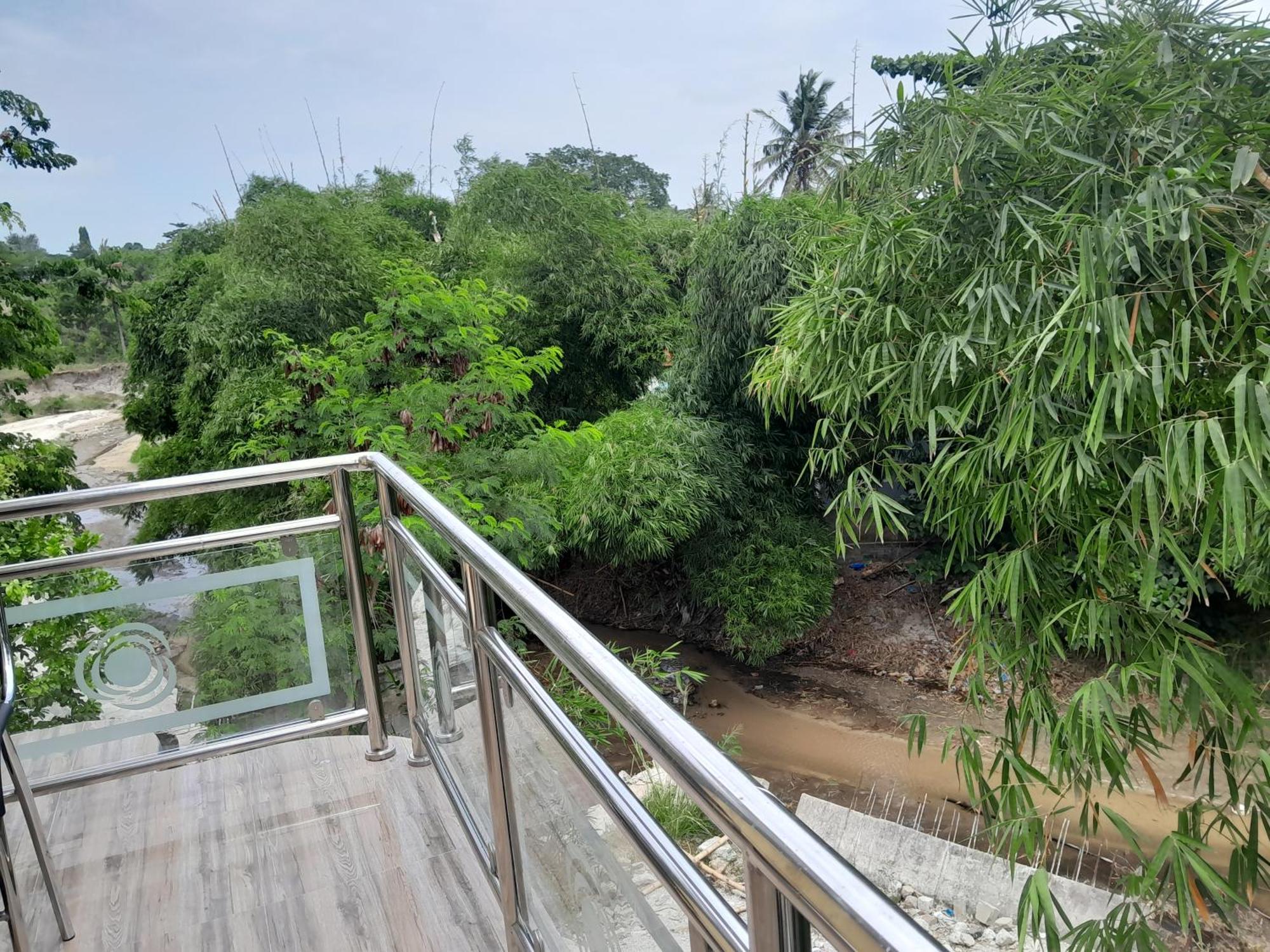 Valley Breeze Hotel Dar es Salaam Bagian luar foto