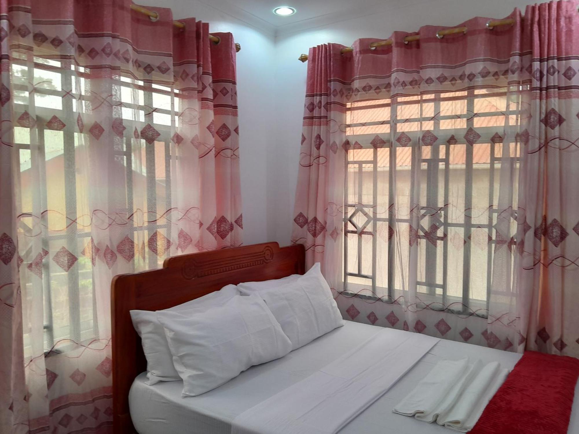Valley Breeze Hotel Dar es Salaam Bagian luar foto
